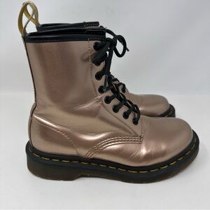Dr. Martens Vegan Boots 24865 JY004 Rose Gold Metallic Chrome Size 6
